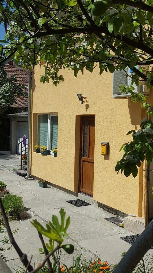 Center Apartment Dunja Subotica Exterior photo